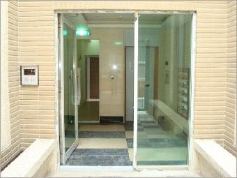 天津腾伟门窗厂专为写字楼安装维修各式玻璃门维修玻璃门,修